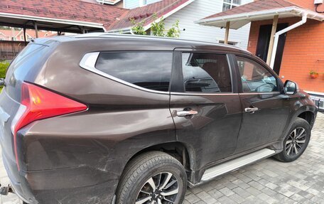 Mitsubishi Pajero Sport III рестайлинг, 2018 год, 2 100 000 рублей, 5 фотография