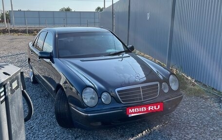 Mercedes-Benz E-Класс, 2000 год, 650 000 рублей, 8 фотография
