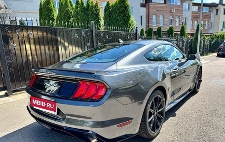 Ford Mustang VI рестайлинг, 2020 год, 3 480 000 рублей, 7 фотография