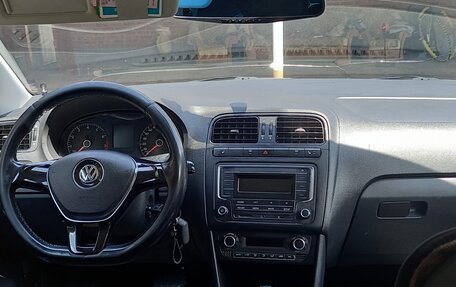 Volkswagen Polo VI (EU Market), 2016 год, 980 000 рублей, 4 фотография