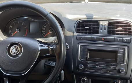 Volkswagen Polo VI (EU Market), 2016 год, 980 000 рублей, 3 фотография
