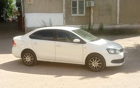 Volkswagen Polo VI (EU Market), 2012 год, 800 000 рублей, 5 фотография