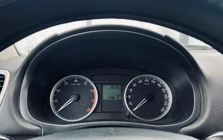 Skoda Roomster, 2007 год, 284 000 рублей, 16 фотография