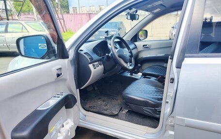 Mitsubishi L200 IV рестайлинг, 2012 год, 1 610 000 рублей, 14 фотография