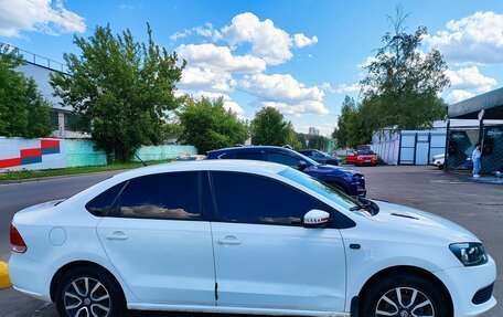 Volkswagen Polo VI (EU Market), 2012 год, 750 000 рублей, 2 фотография