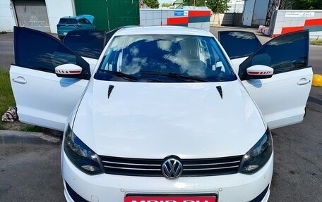 Volkswagen Polo VI (EU Market), 2012 год, 750 000 рублей, 11 фотография