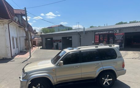 Toyota Land Cruiser 100 рестайлинг 2, 1999 год, 3 150 000 рублей, 3 фотография