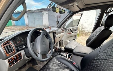 Toyota Land Cruiser 100 рестайлинг 2, 1999 год, 3 150 000 рублей, 16 фотография