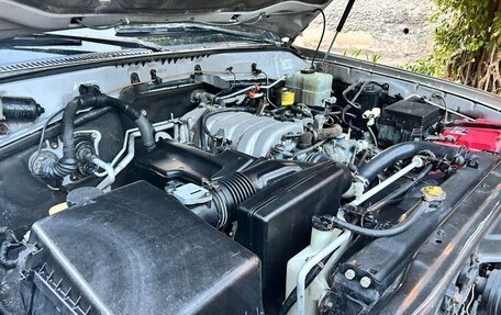 Toyota Land Cruiser 100 рестайлинг 2, 1999 год, 3 150 000 рублей, 24 фотография