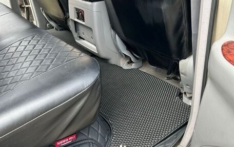 Toyota Land Cruiser 100 рестайлинг 2, 1999 год, 3 150 000 рублей, 17 фотография