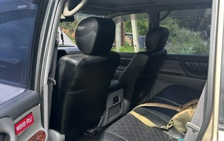 Toyota Land Cruiser 100 рестайлинг 2, 1999 год, 3 150 000 рублей, 30 фотография