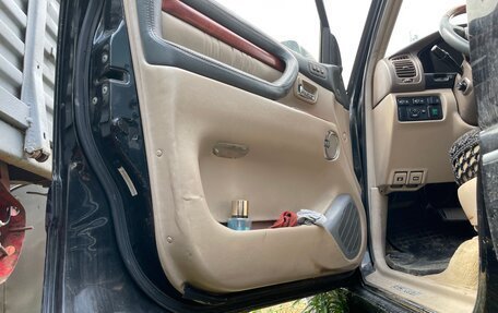 Lexus LX II, 2001 год, 1 100 000 рублей, 13 фотография