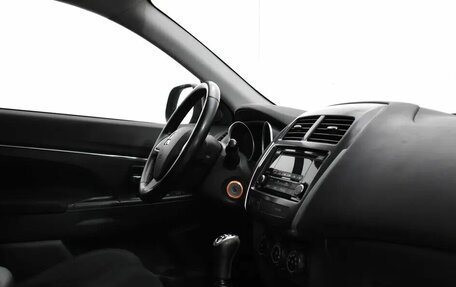 Mitsubishi ASX I рестайлинг, 2013 год, 850 000 рублей, 11 фотография