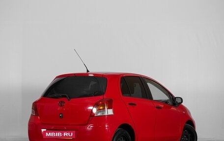 Toyota Yaris III рестайлинг, 2009 год, 529 000 рублей, 5 фотография