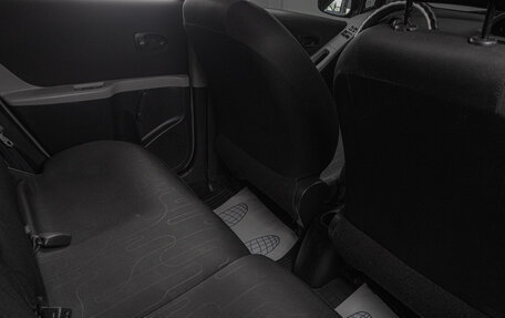 Toyota Yaris III рестайлинг, 2009 год, 529 000 рублей, 18 фотография