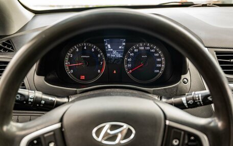 Hyundai Solaris II рестайлинг, 2013 год, 750 000 рублей, 17 фотография