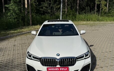 BMW 5 серия, 2021 год, 5 900 000 рублей, 1 фотография