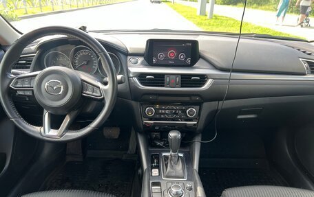 Mazda 6, 2018 год, 2 300 000 рублей, 13 фотография