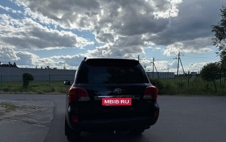 Toyota Land Cruiser 200, 2012 год, 6 000 000 рублей, 4 фотография