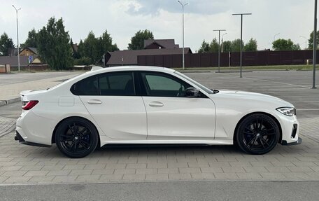 BMW 3 серия, 2019 год, 4 090 000 рублей, 13 фотография