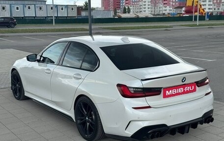 BMW 3 серия, 2019 год, 4 090 000 рублей, 14 фотография