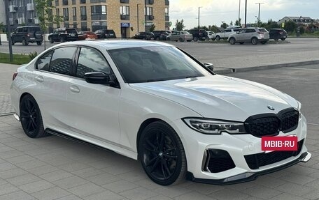 BMW 3 серия, 2019 год, 4 090 000 рублей, 26 фотография