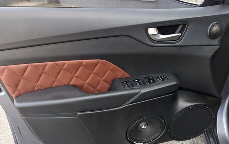 Hyundai Solaris II рестайлинг, 2018 год, 1 150 000 рублей, 10 фотография