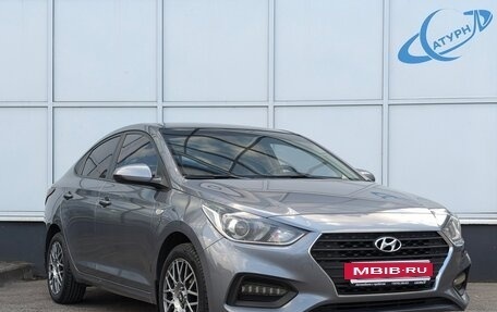 Hyundai Solaris II рестайлинг, 2018 год, 1 150 000 рублей, 3 фотография