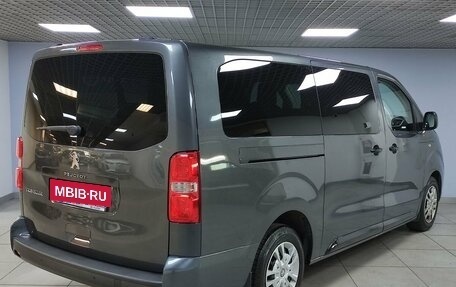 Peugeot Traveller I, 2018 год, 3 133 000 рублей, 5 фотография