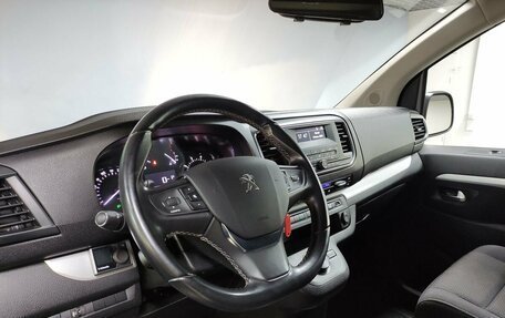 Peugeot Traveller I, 2018 год, 3 133 000 рублей, 22 фотография