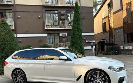 BMW 5 серия, 2019 год, 3 590 000 рублей, 3 фотография