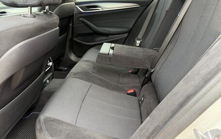 BMW 5 серия, 2019 год, 3 590 000 рублей, 14 фотография