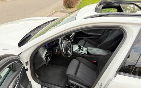 BMW 5 серия, 2019 год, 3 590 000 рублей, 23 фотография