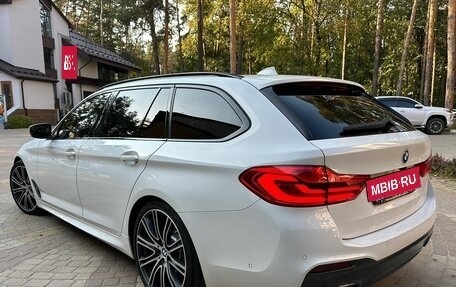BMW 5 серия, 2019 год, 3 590 000 рублей, 2 фотография