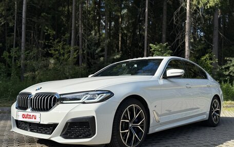 BMW 5 серия, 2021 год, 5 900 000 рублей, 3 фотография