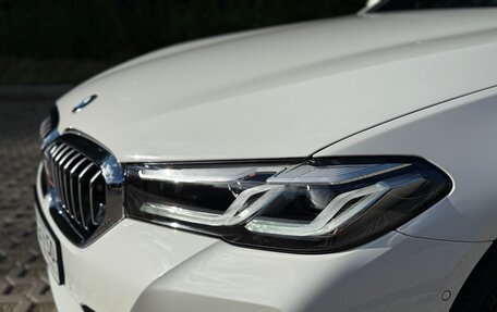 BMW 5 серия, 2021 год, 5 900 000 рублей, 8 фотография