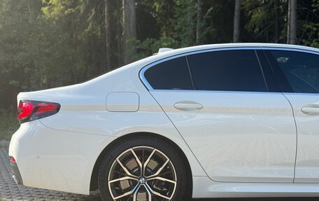 BMW 5 серия, 2021 год, 5 900 000 рублей, 12 фотография