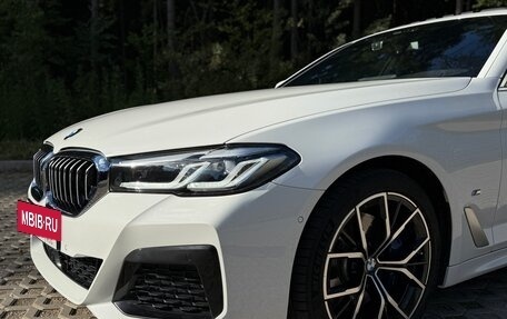 BMW 5 серия, 2021 год, 5 900 000 рублей, 5 фотография