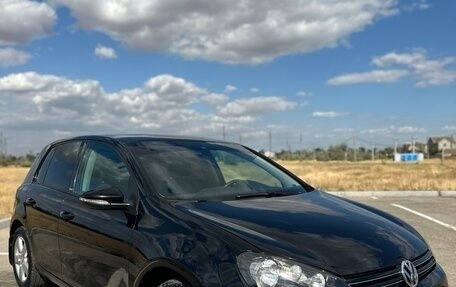 Volkswagen Golf VI, 2012 год, 1 170 000 рублей, 2 фотография