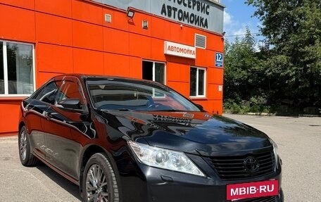 Toyota Camry, 2013 год, 1 940 000 рублей, 2 фотография