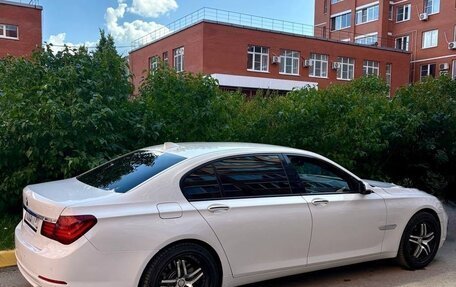 BMW 7 серия, 2012 год, 1 750 000 рублей, 3 фотография