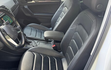 Volkswagen Tiguan II, 2021 год, 4 100 000 рублей, 8 фотография