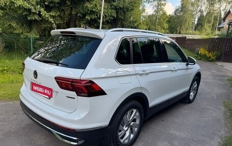 Volkswagen Tiguan II, 2021 год, 4 100 000 рублей, 4 фотография