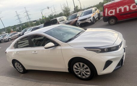 KIA Cerato IV, 2022 год, 2 000 000 рублей, 2 фотография