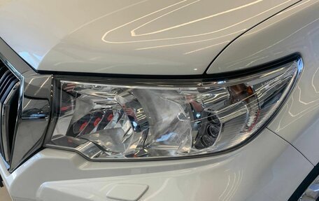 Toyota Land Cruiser Prado 150 рестайлинг 2, 2021 год, 5 550 000 рублей, 15 фотография