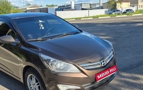 Hyundai Solaris II рестайлинг, 2015 год, 850 000 рублей, 9 фотография