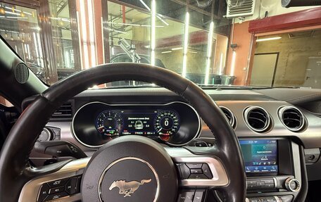 Ford Mustang VI рестайлинг, 2018 год, 3 200 000 рублей, 7 фотография