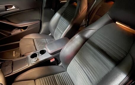Mercedes-Benz GLA, 2018 год, 2 900 000 рублей, 9 фотография