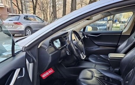 Tesla Model S I, 2014 год, 1 500 000 рублей, 10 фотография