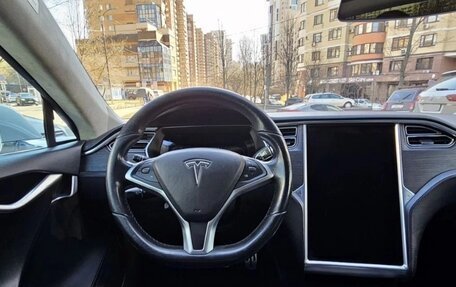 Tesla Model S I, 2014 год, 1 500 000 рублей, 13 фотография